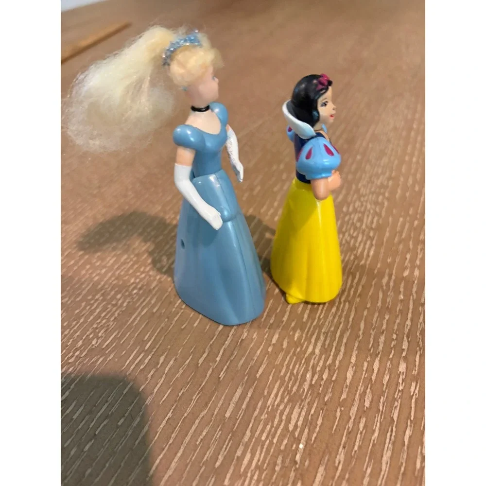 Vintage 1995 McDonalds Disney Masterpiece Cinderella Snow White Figures Lot 2